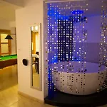 Gold - Central, Cozy, A Fun Place Like No Other *